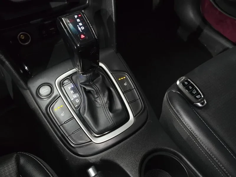 Hyundai Kona 1.6T, снимка 9 - Автомобили и джипове - 54257051