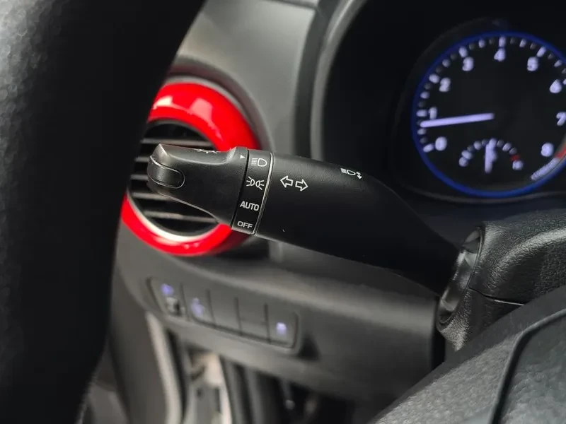 Hyundai Kona 1.6T, снимка 17 - Автомобили и джипове - 54257051