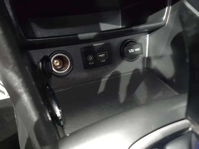 Hyundai Kona 1.6T, снимка 16 - Автомобили и джипове - 54257051