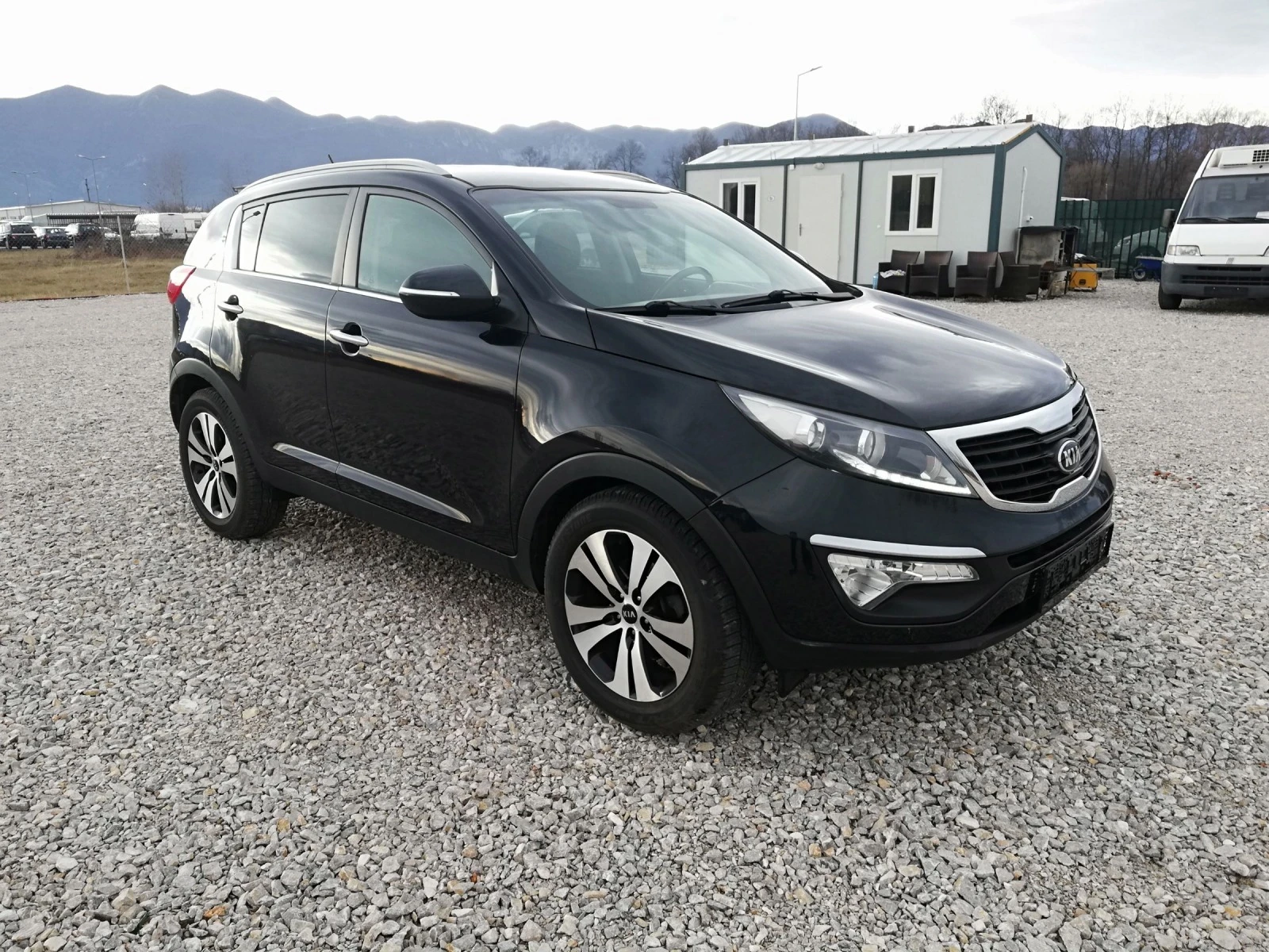 Kia Sportage 1.7CRDI KLIMA - изображение 8