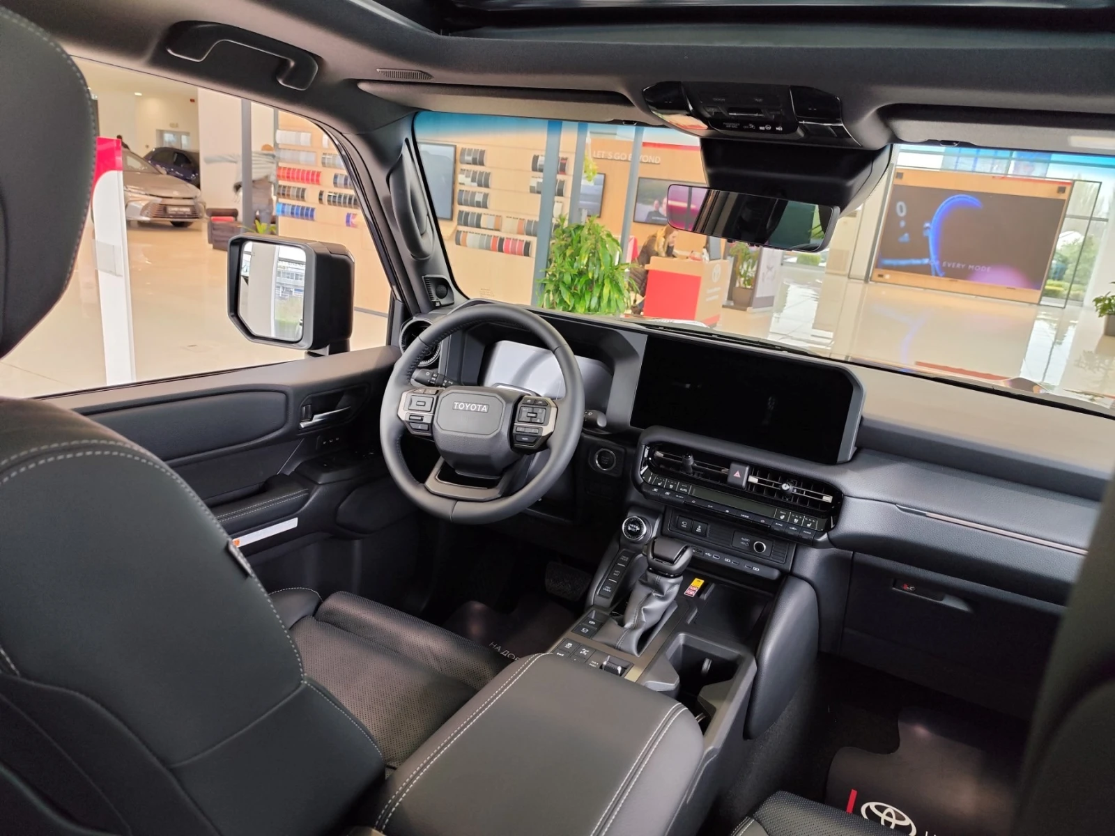 Toyota Land cruiser 250 2.8D Luxury - изображение 8