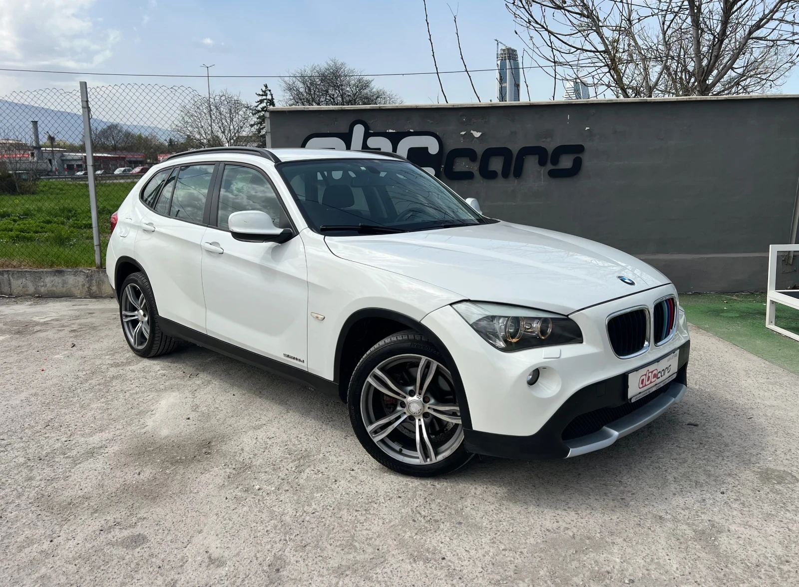 BMW X1 1.8/2.0D S-Drive  - изображение 2