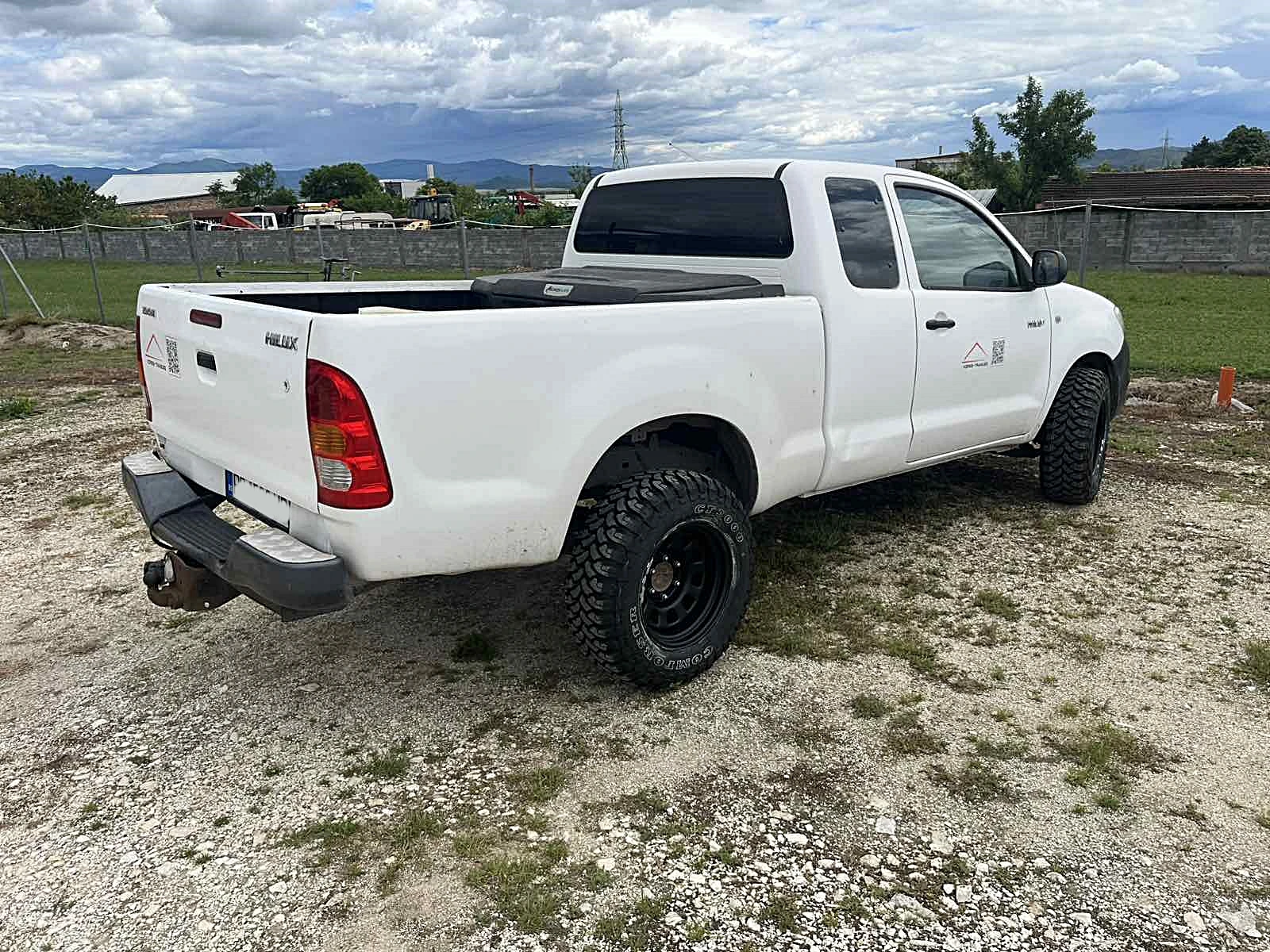 Toyota Hilux 2.5d4d 4x4 - изображение 6