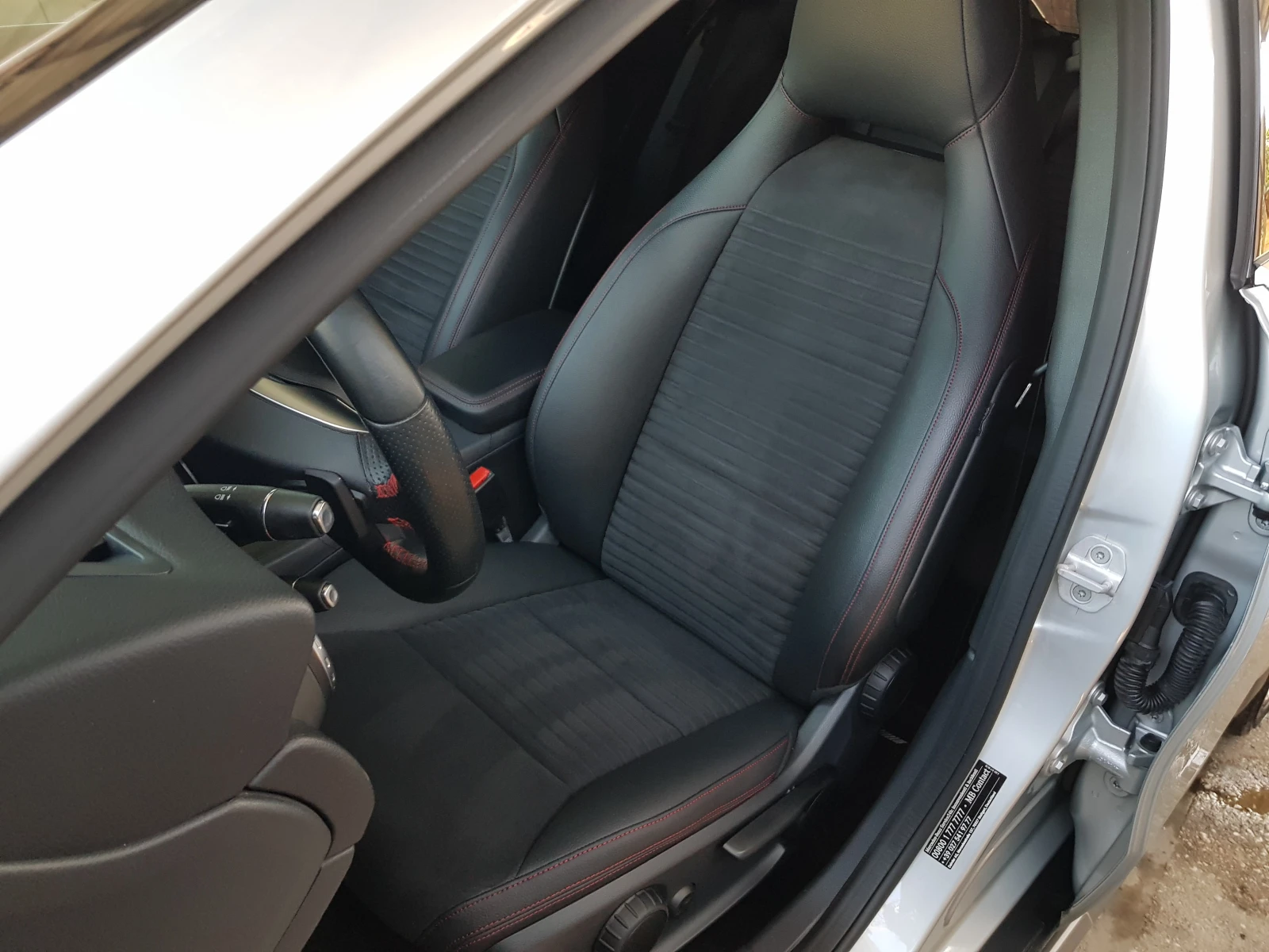 Mercedes-Benz GLA 220 CDI 4matic AMG EURO 6B АВТОМАТИК ЛИЗИНГ - изображение 9