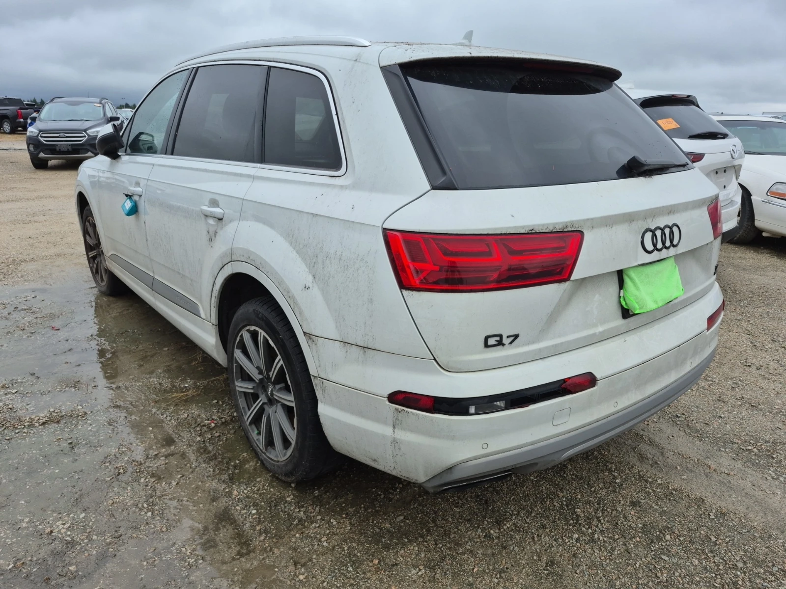Audi Q7 TECHNIK * CARFAX * АвтоКредит * Цена до България*  - изображение 4