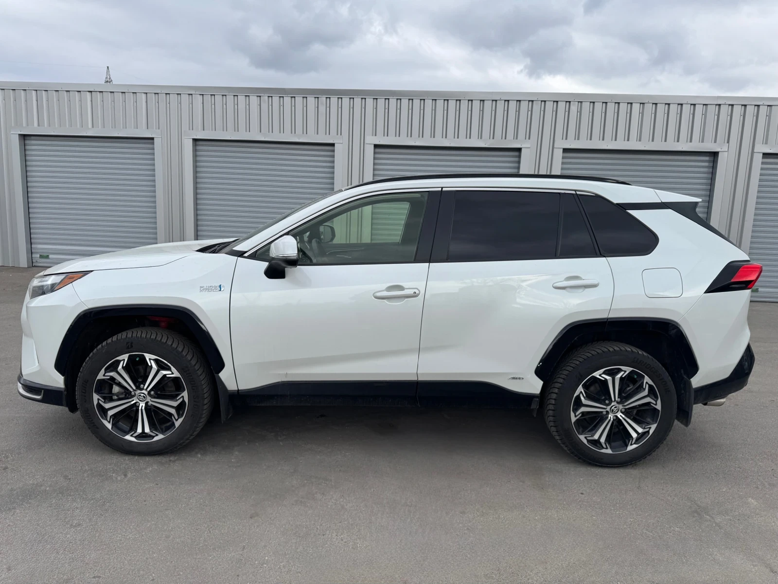 Toyota Rav4 Plug-in hybrid, снимка 4 - Автомобили и джипове - 53890639