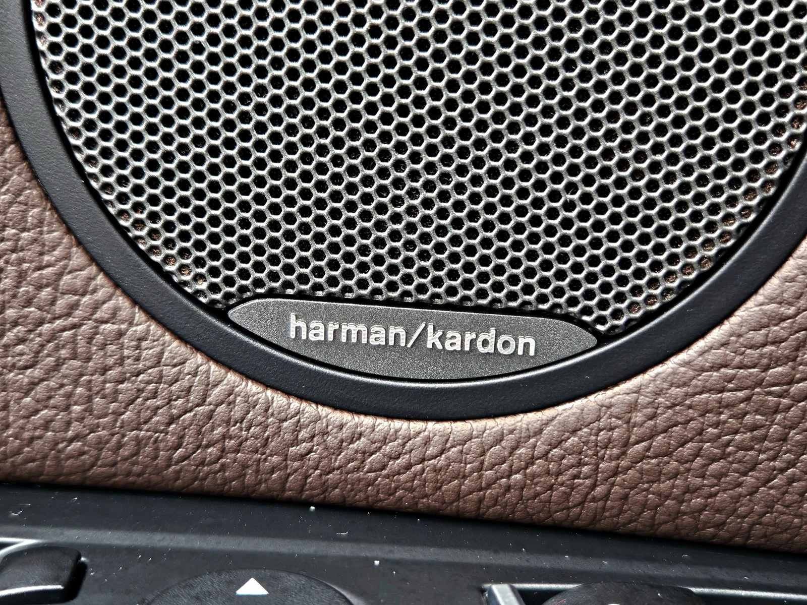 BMW X4 M/3.5XD/SHADOW/DISTR/CAMERA/HARMAN/KARDON/AMBI/LI, снимка 12 - Автомобили и джипове - 53974998