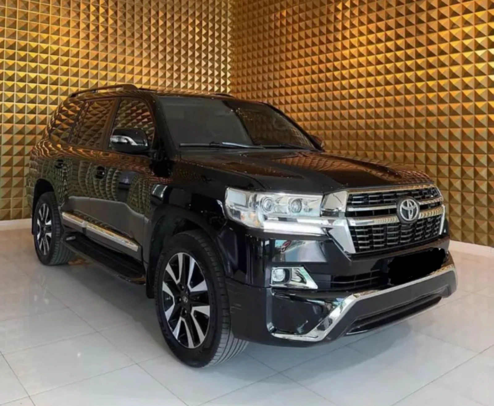 Toyota Land cruiser 5.7 Бензин-Газ, снимка 3 - Автомобили и джипове - 54497613