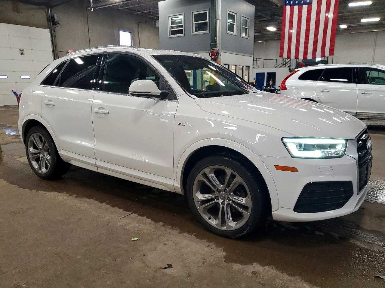 Audi Q3 S-LINE* QUATTRO* �������* KAM��� | Mobile.bg � ����������� 1