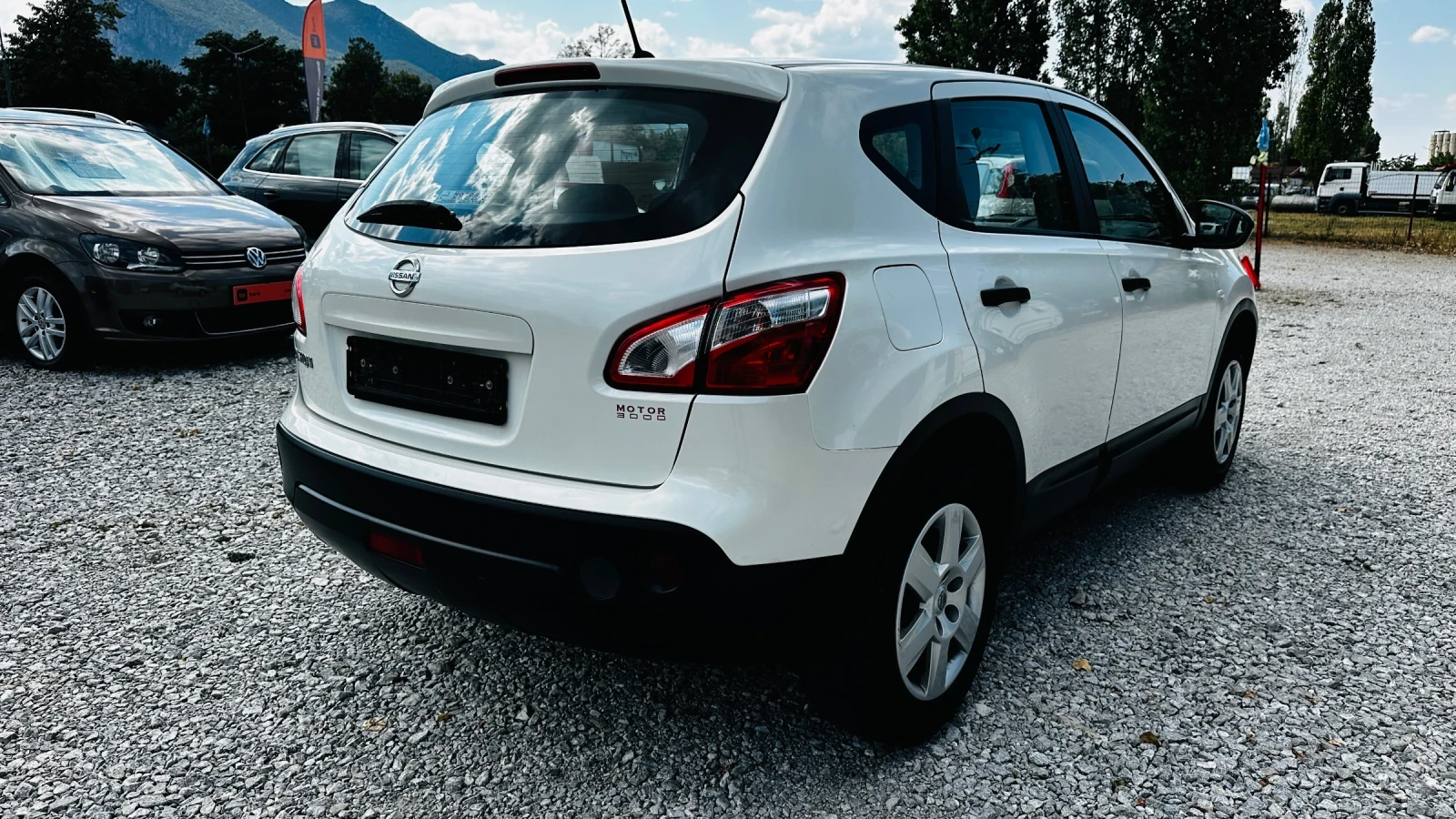 Nissan Qashqai 1.6i-газов, снимка 4 - Автомобили и джипове - 55607970