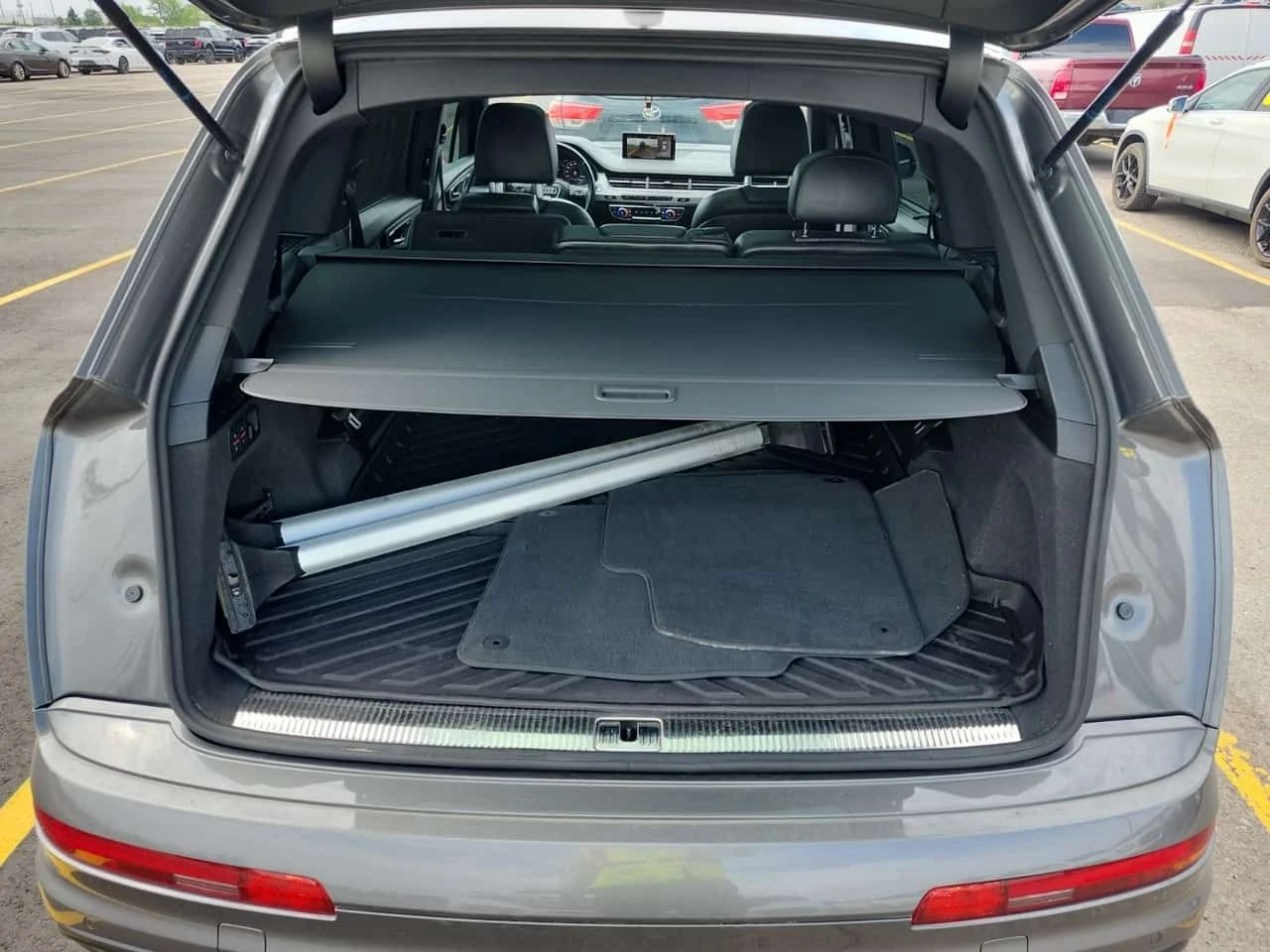 Audi Q7 * 3.0T TECHNIK * CARFAX * ЦЕНА ДО БГ, снимка 15 - Автомобили и джипове - 55616042