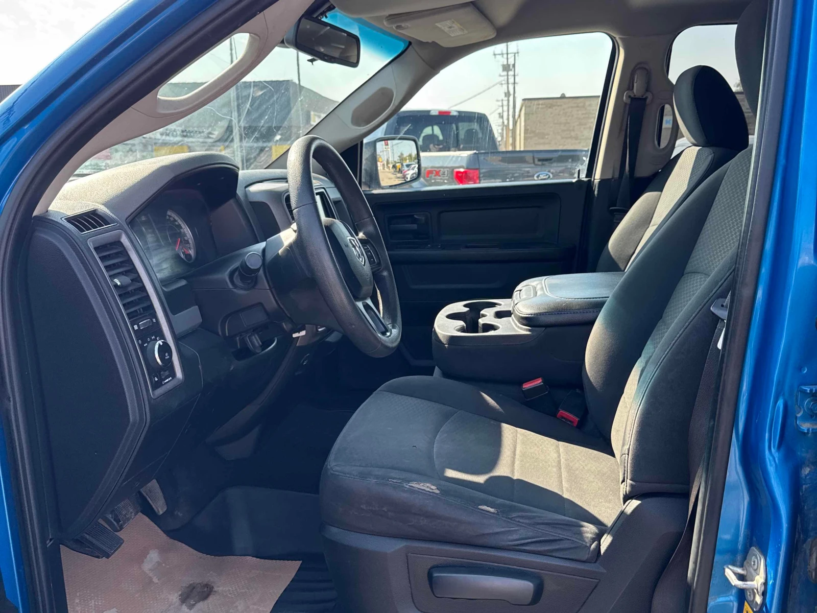 Dodge RAM 1500 * Express * CARFAX * БЕЗ ПЪРВОНАЧАЛНА ВНОСКА, снимка 13 - Автомобили и джипове - 55884526