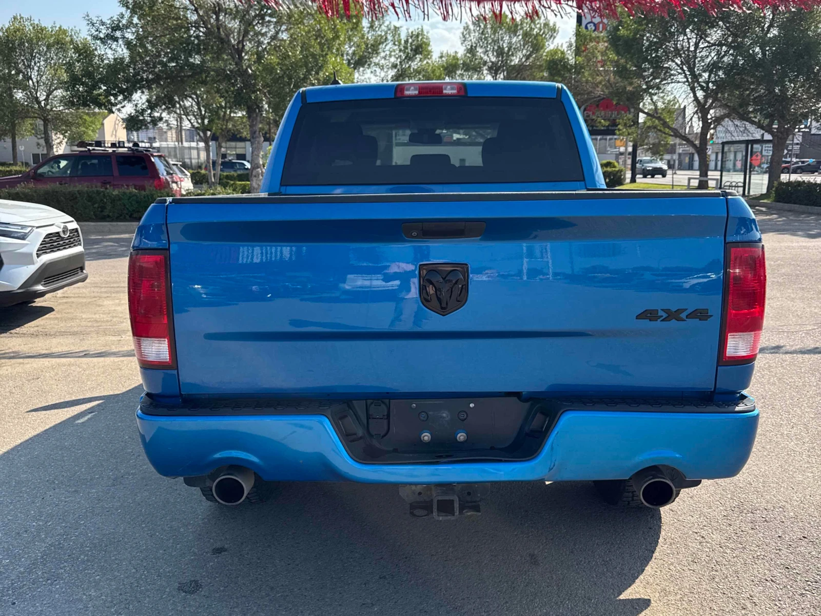 Dodge RAM 1500 * Express * CARFAX * БЕЗ ПЪРВОНАЧАЛНА ВНОСКА, снимка 4 - Автомобили и джипове - 55884526