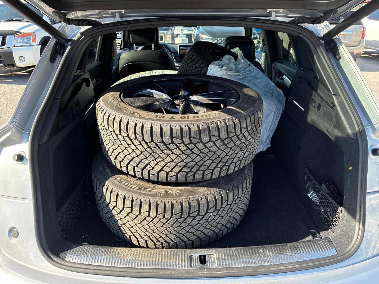 Audi SQ5 * Technik * CARFAX * ЦЕНА ДО БГ, снимка 13 - Автомобили и джипове - 56139468