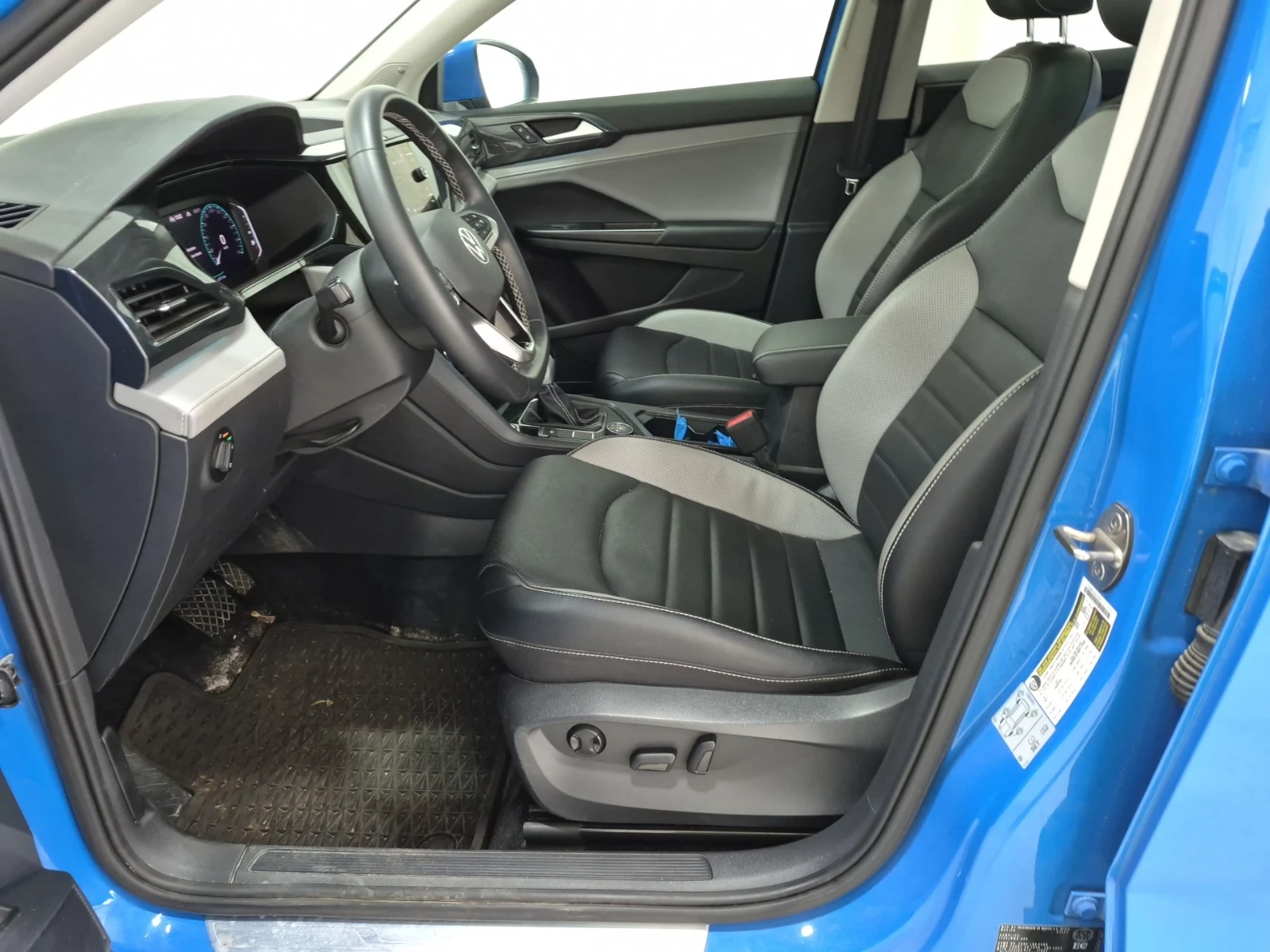 VW Taos HIGHLINE / ���������� | Mobile.bg � ����������� 10