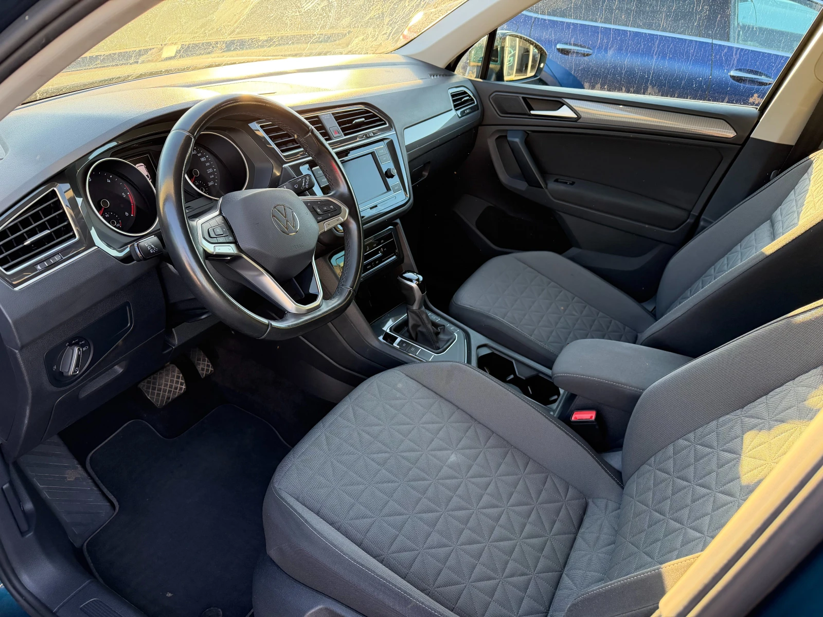 VW Tiguan 2.0 TDI Elegance 150 к.с Автоматик, снимка 8 - Автомобили и джипове - 56293058