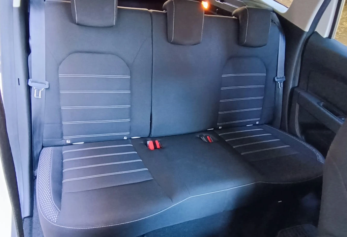 Dacia Duster 1.6 SCe/ LPG, снимка 13 - Автомобили и джипове - 56340243