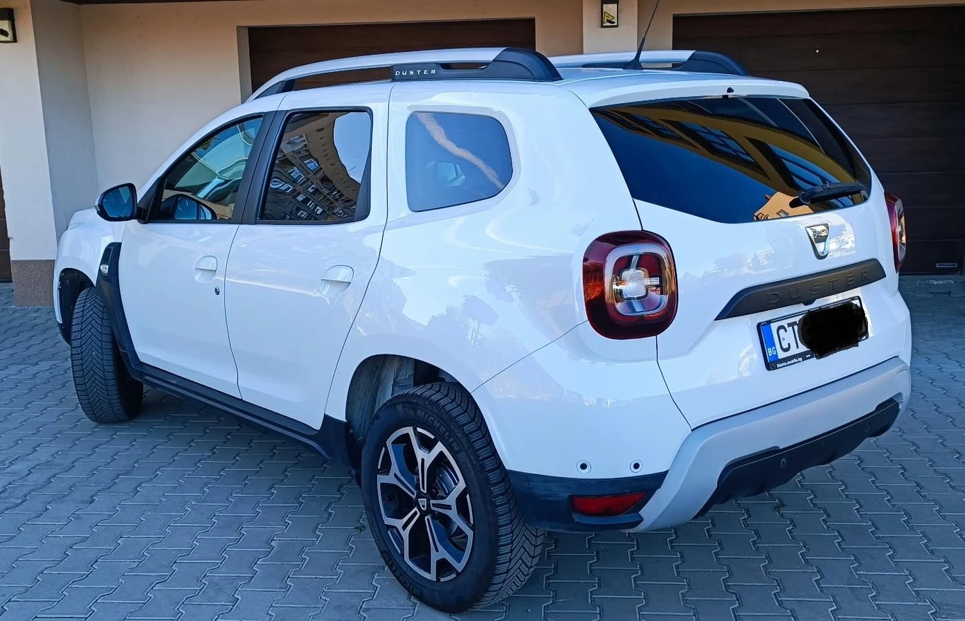 Dacia Duster 1.6 SCe/ LPG, снимка 3 - Автомобили и джипове - 56340243