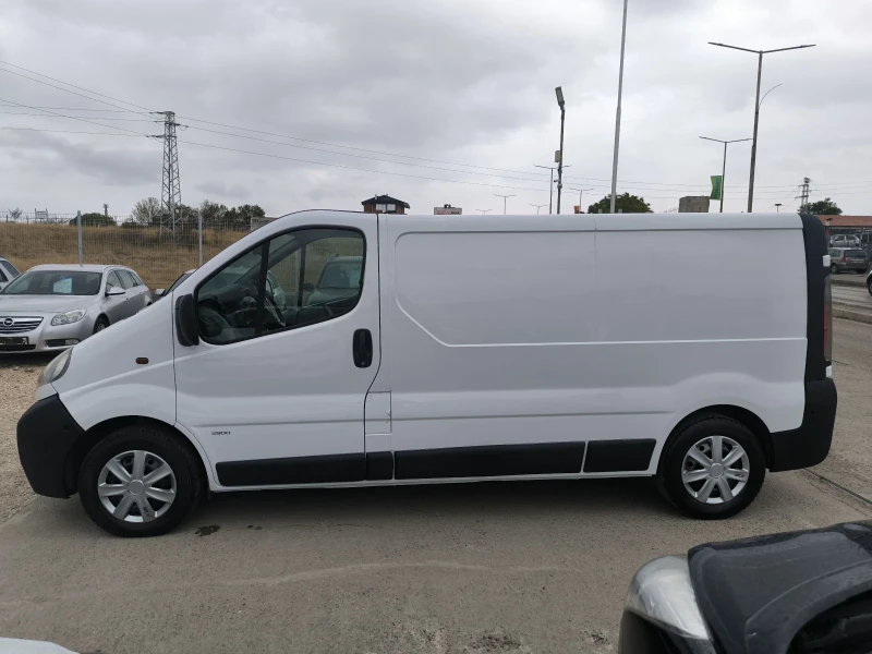 Opel Vivaro 2.5D, снимка 6 - Бусове и автобуси - 51938110