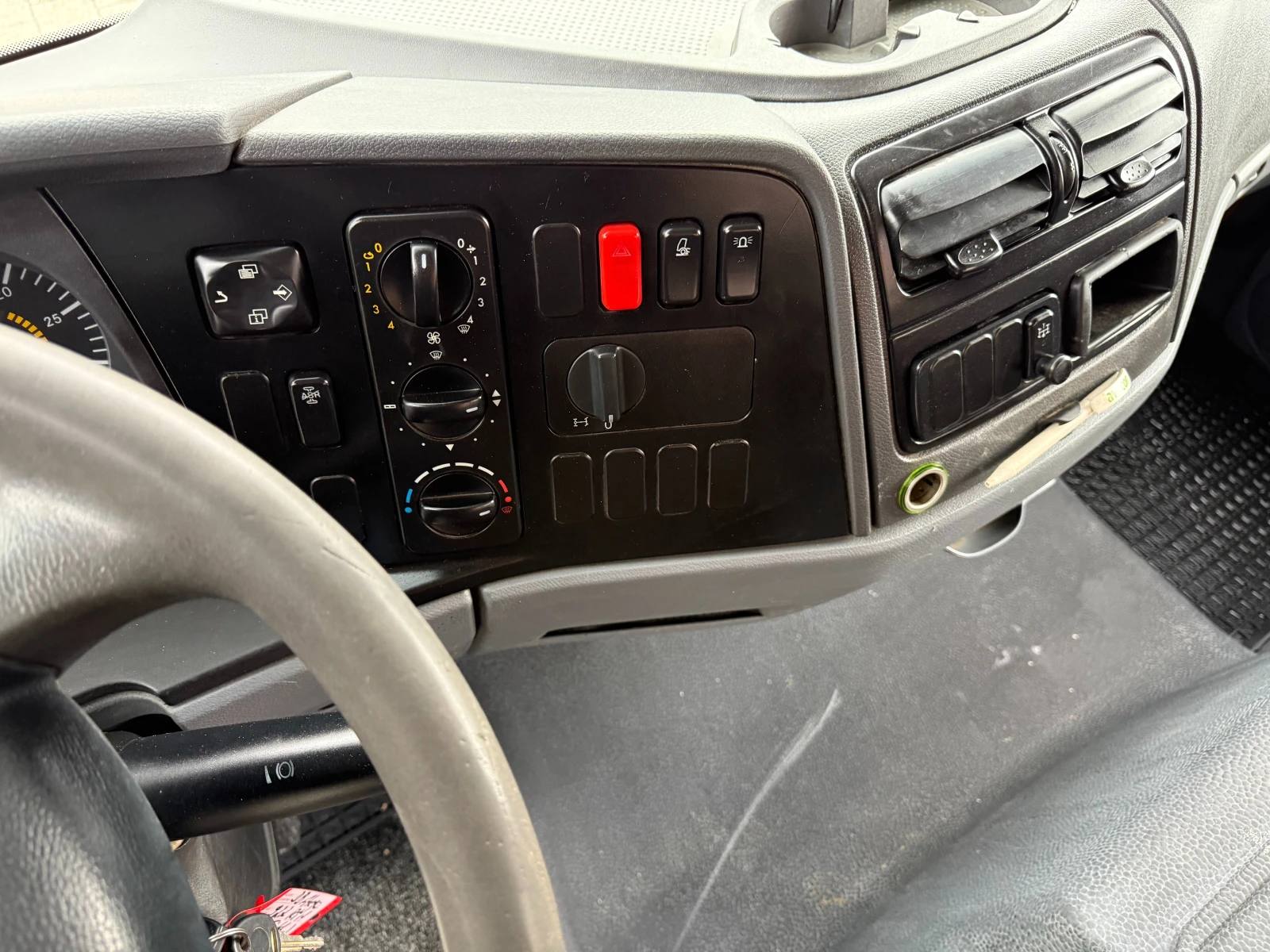 Mercedes-Benz Atego 922 Bluetec4 9500. 3.85.   | Mobile.bg   14