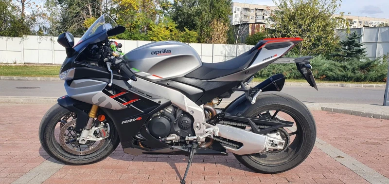 Aprilia RSV4 1100, снимка 2 - Мотоциклети и мототехника - 48403563