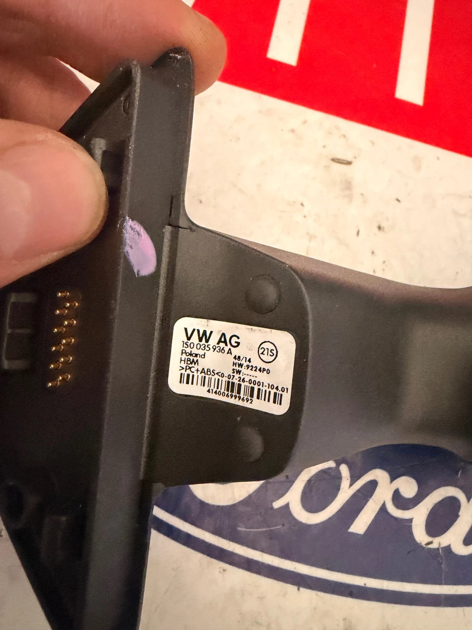 1S0035936A Стойка за навигация VW UP SKODA CITIGO SEAT MI 1S0035936A, снимка 2 - Части - 55259838