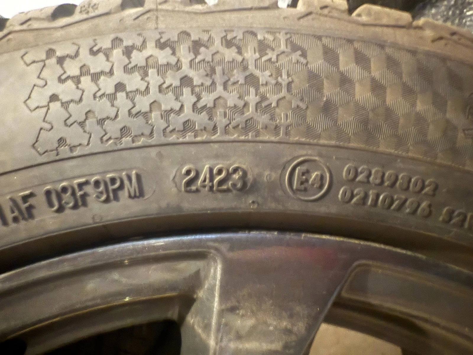    225/50R17  Audi A4 | Mobile.bg   4