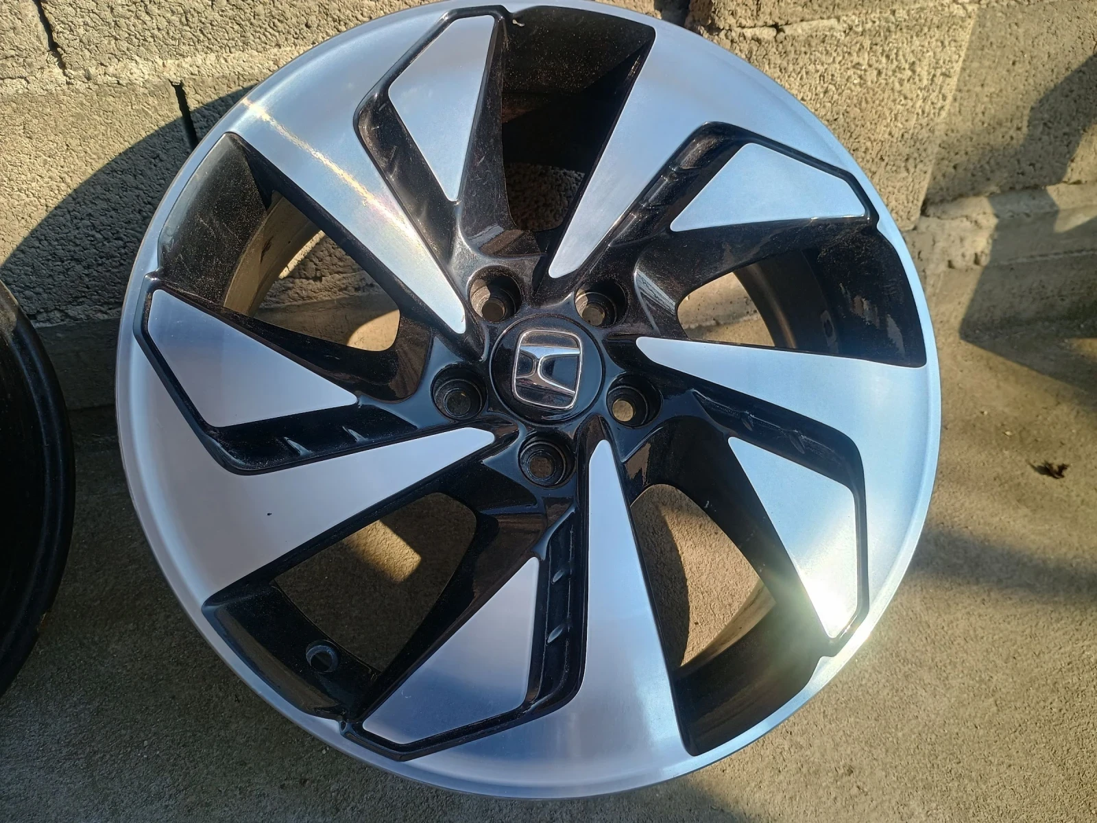 Джанти за Honda Cr-v, снимка 9 - Гуми и джанти - 53756302