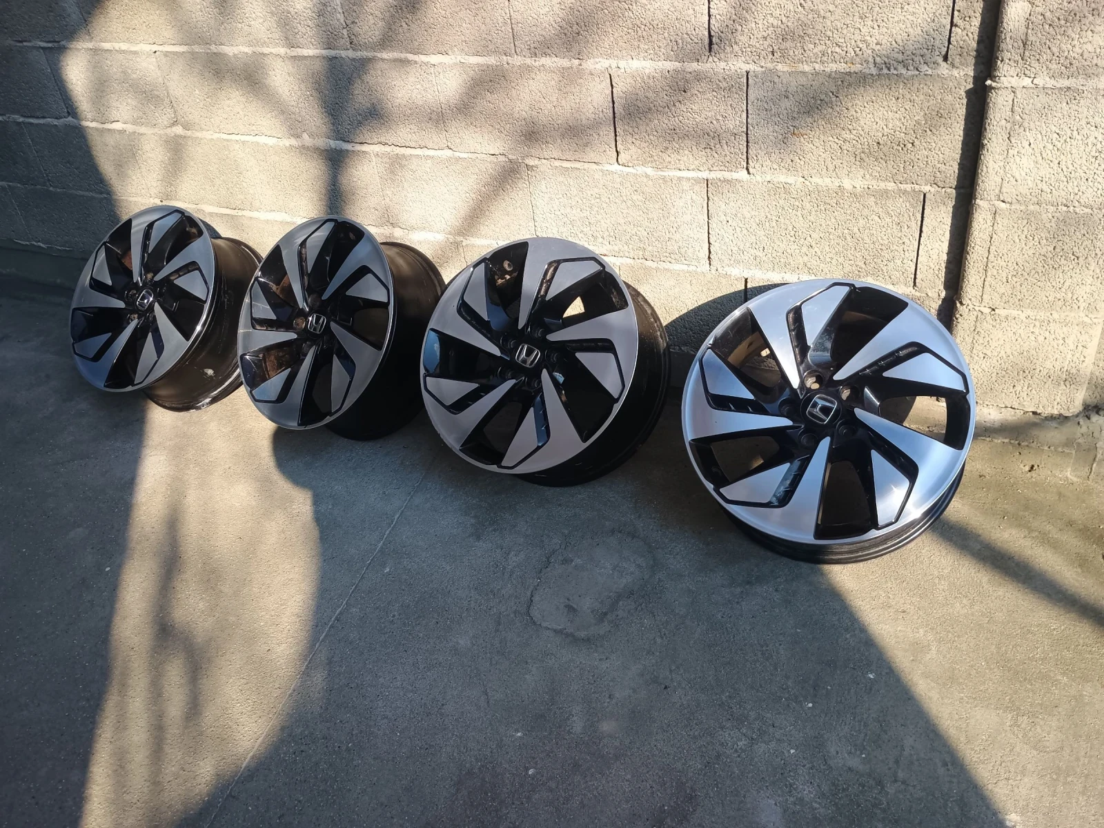 Джанти за Honda Cr-v, снимка 8 - Гуми и джанти - 53756302