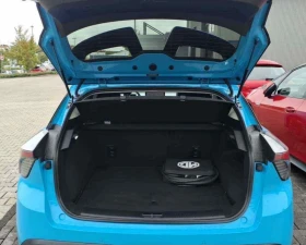 Mg MG4 LUXURY 64 KWh.Kamera.Navi.Led.ACC, снимка 6