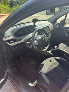 Peugeot 208 1.6 E-HDi 92 к.с., снимка 11