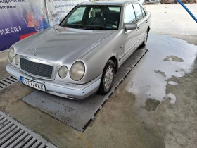 Обява за продажба на Mercedes-Benz E 200 Газ-бензин ~2 700 лв. - изображение 2