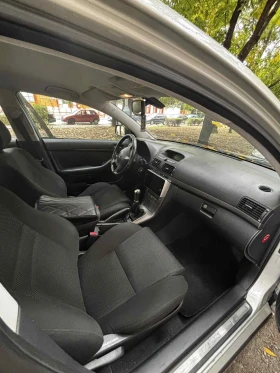 Обява за продажба на Toyota Avensis ~6 800 лв. - изображение 2