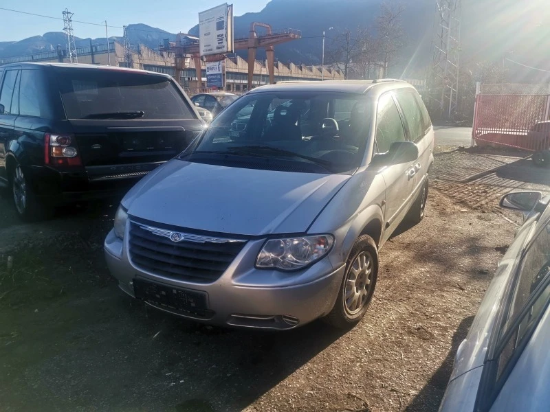 Chrysler Voyager 2.8crdi 150кс, снимка 2 - Автомобили и джипове - 47189785