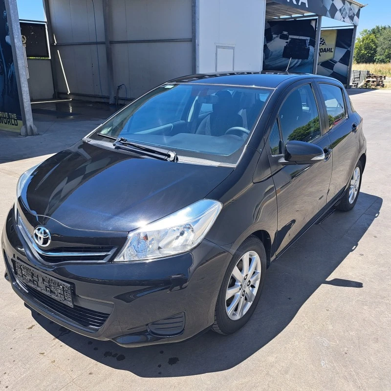 Toyota Yaris 14 d4d 6ск., снимка 1 - Автомобили и джипове - 46983981