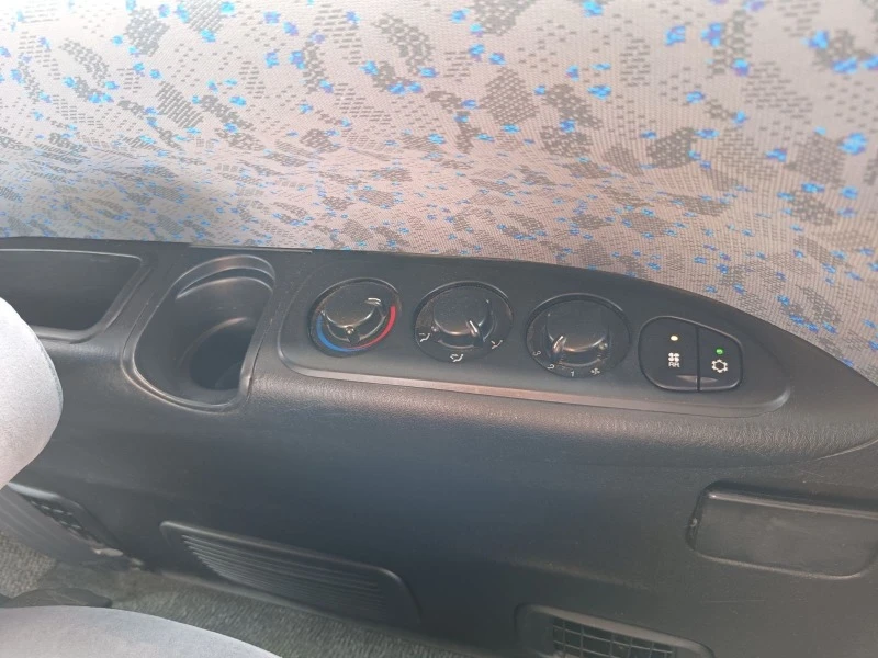 Hyundai Starex, снимка 14 - Автомобили и джипове - 46749577