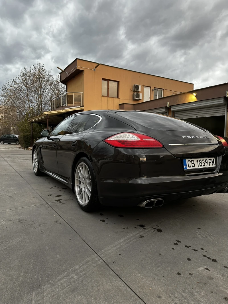 Porsche Panamera 4 S, снимка 5 - Автомобили и джипове - 48166779