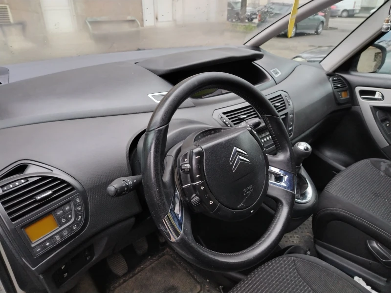 Citroen C4 Picasso, снимка 6 - Автомобили и джипове - 48524736