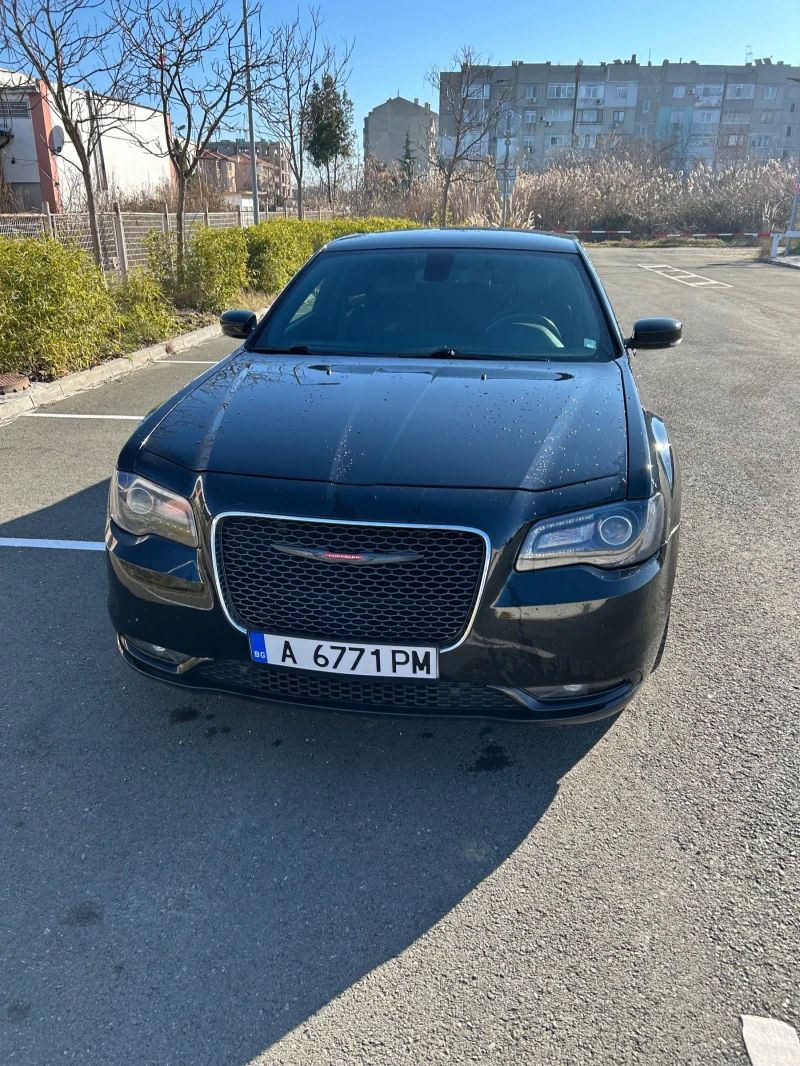 Chrysler 300c 300S, снимка 1 - Автомобили и джипове - 48703352