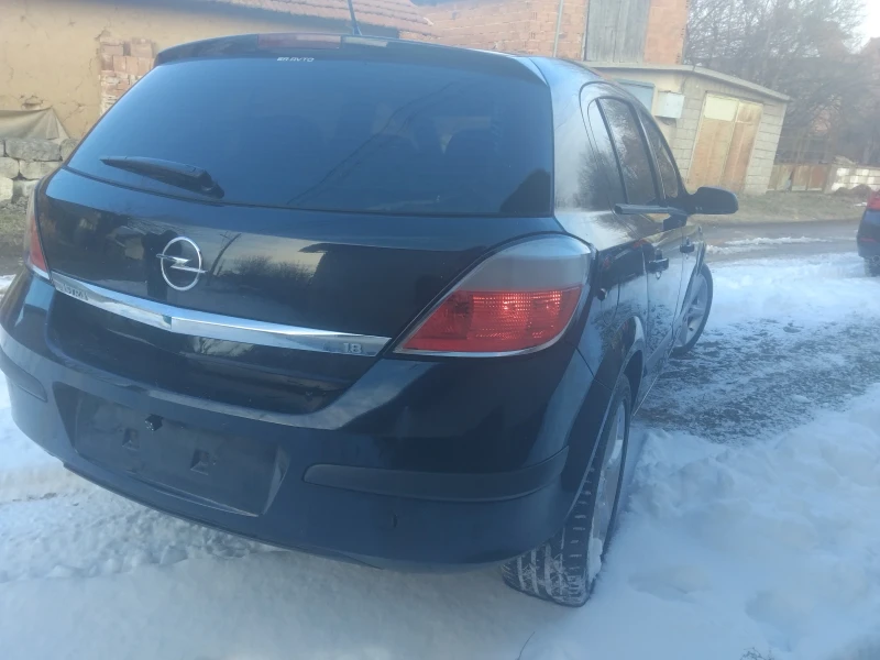 Opel Astra 1.8i, снимка 5 - Автомобили и джипове - 49235866