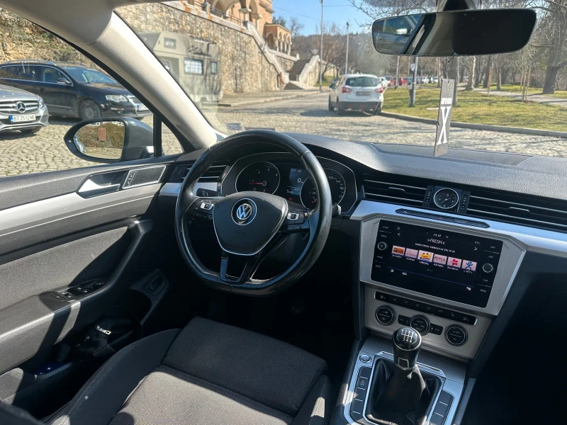 VW Passat, снимка 9 - Автомобили и джипове - 49362385