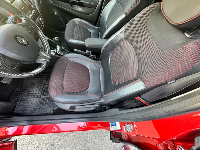 Renault Captur, снимка 7 - Автомобили и джипове - 51800446