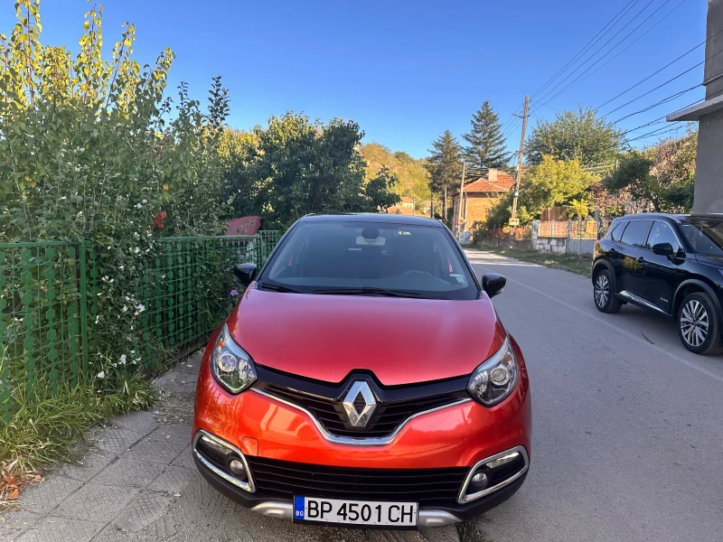 Renault Captur, снимка 2 - Автомобили и джипове - 51800446