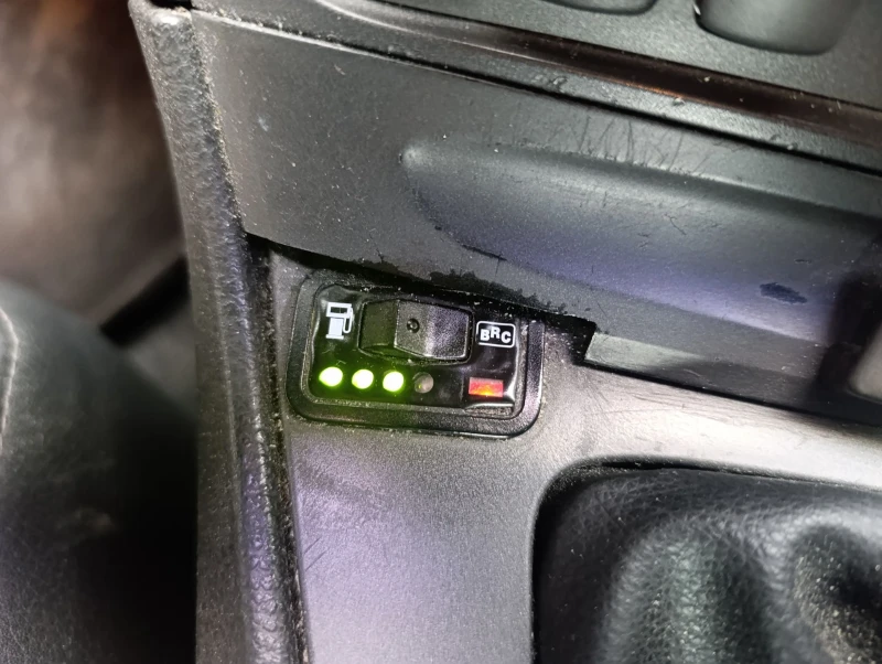 Volvo S60 Бензин/газ 2.4 140 к.с, снимка 14 - Автомобили и джипове - 52348577