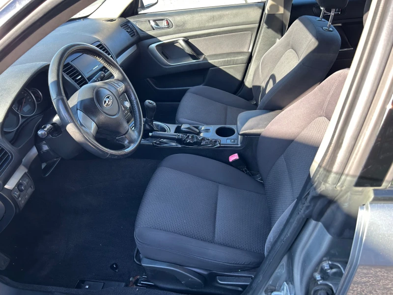 Subaru Outback 2.5I 16V 4X4 EURO4 GAS, снимка 9 - Автомобили и джипове - 52737532