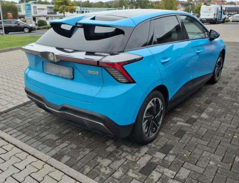 Mg MG4 LUXURY 64 KWh.Kamera.Navi.Led.ACC, снимка 4 - Автомобили и джипове - 52868460