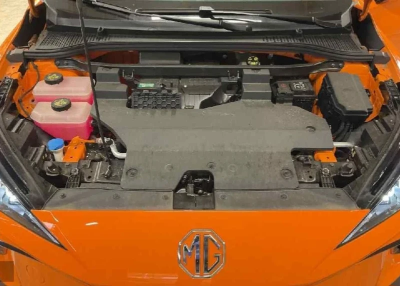 Mg MG4 LUXURY 64 KWh.Kamera.Navi.Led.ACC, снимка 5 - Автомобили и джипове - 52868460