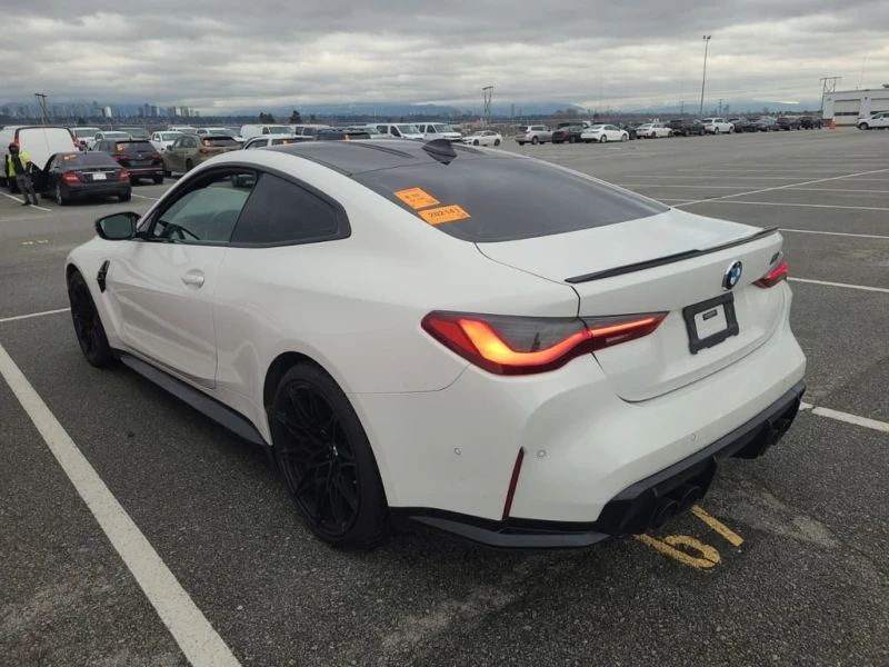 BMW M4 * COMPETITION * CARFAX * БЕЗ ПЪРВОНАЧАЛНА ВНОСКА, снимка 4 - Автомобили и джипове - 52879657