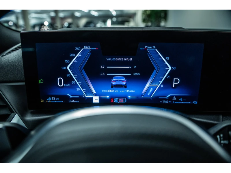 BMW 330 * Xdrive Sedan * CARFAX * ЦЕНА ДО БГ, снимка 12 - Автомобили и джипове - 52920091