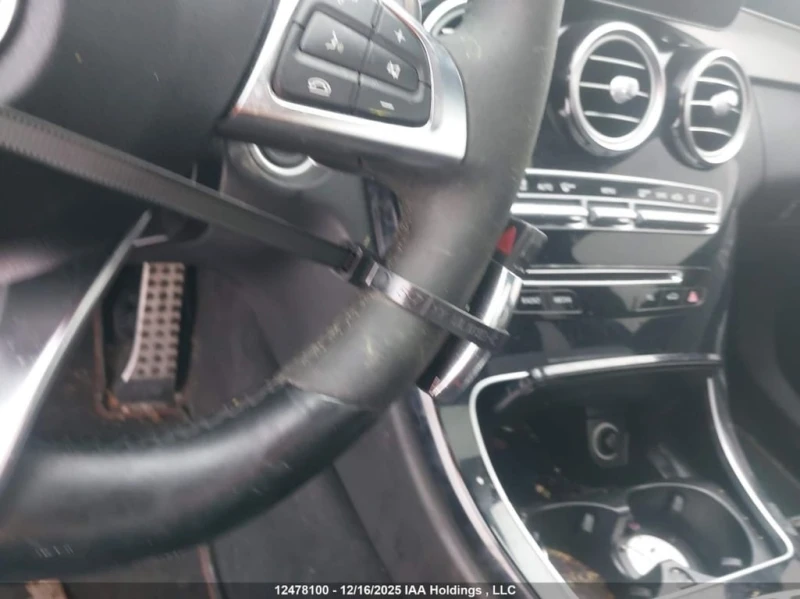 Mercedes-Benz C 43 AMG * 4MATI * CARFAX * БЕЗ ПЪРВОНАЧАЛНА ВНОСКА, снимка 11 - Автомобили и джипове - 52921310